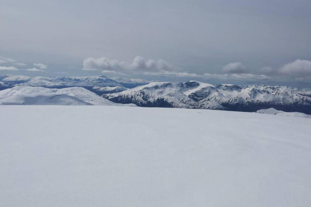 Bakken, Feriebolig Villa Volda Exteriör bild