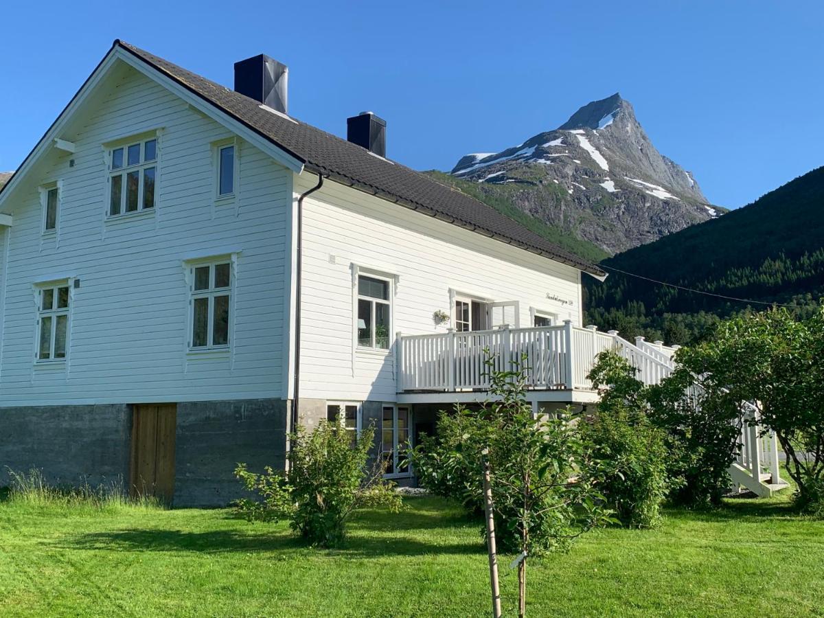 Bakken, Feriebolig Villa Volda Exteriör bild